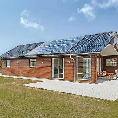 Two-bedroom Holiday In