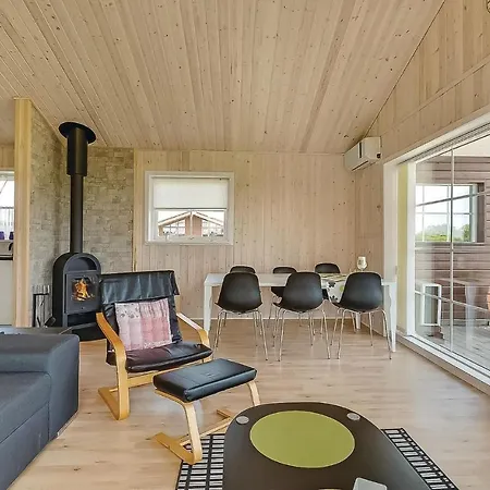 Two-bedroom Holiday In Ferienhaus *